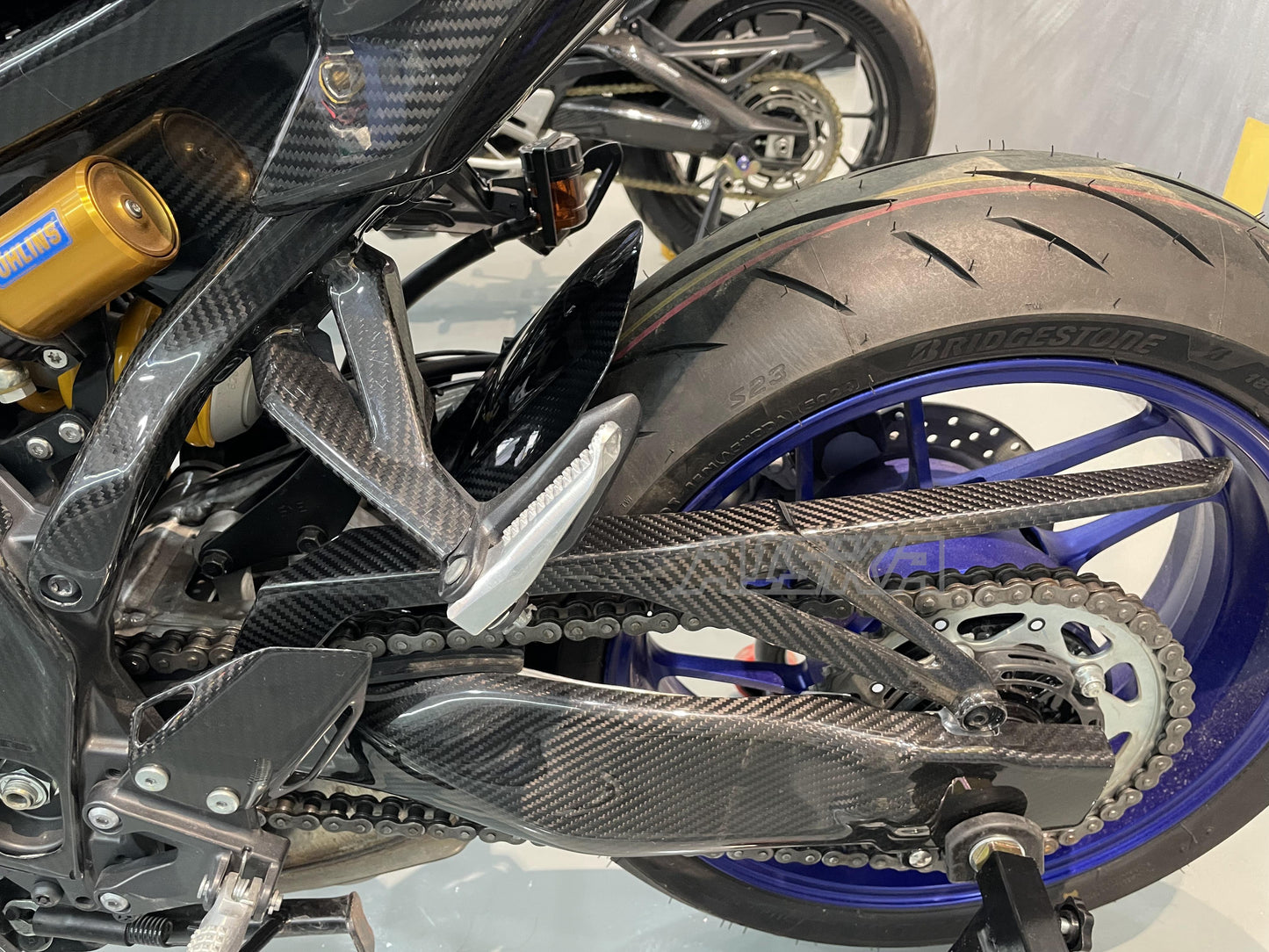 AISKA 100% 3K Dry Carbon Fiber Motorcycle Rear Fender for Yamaha MT09 FZ09 2024-2025