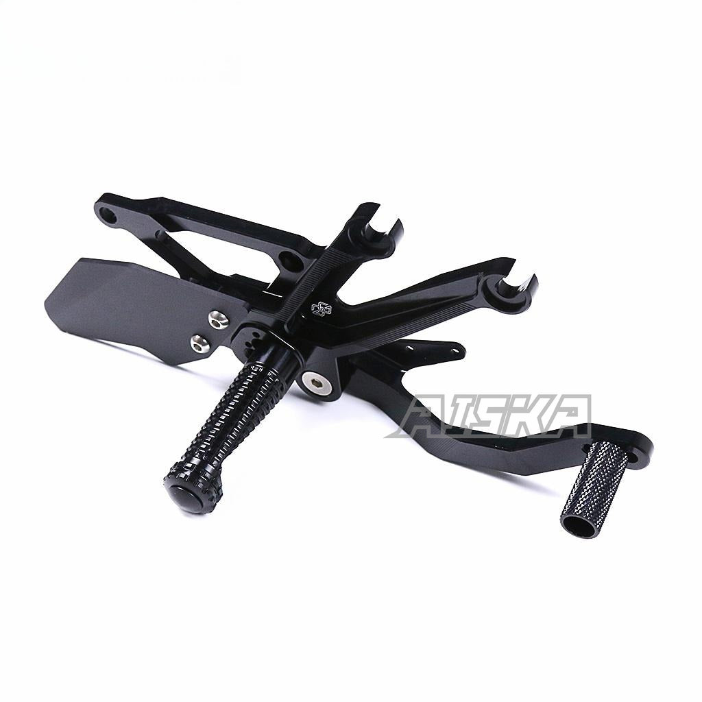 AISKA CNC Aluminum Alloy Motorcycle Racing Footpeg Footrest Rear Pedal Rearset for Yamaha YZF R7 2022 2023 2024