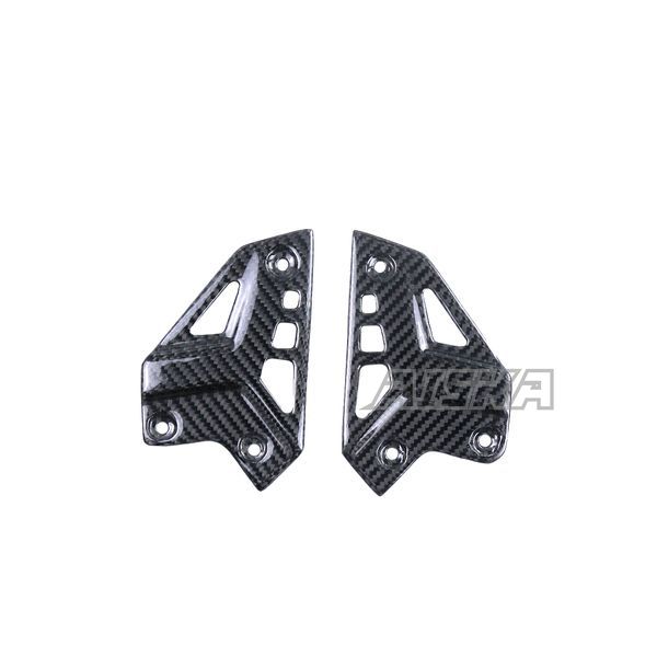 AISKA 3K Dry Carbon Fiber Motorcycle Accessories Rear Heel Guards Rearset Foot Peg Plates for Kawasaki Z900 2017 2018 2019