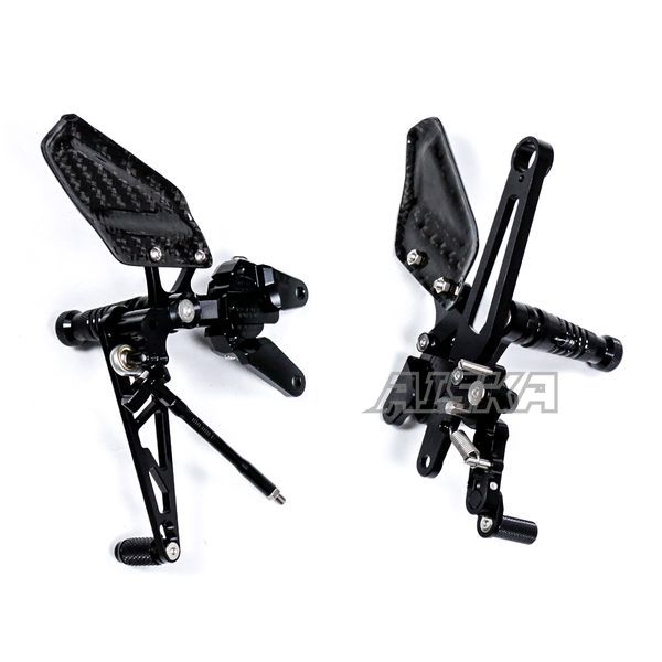 AISKA Aprilia RSV4 2009-2025 Carbon Fiber CNC Adjustable Foot Pegs