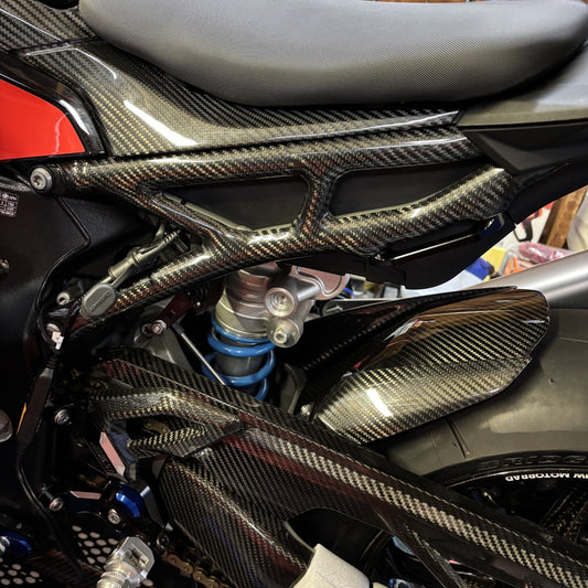 AISKA BMW S1000RR 2019-2025 Carbon Fiber Subframe Covers