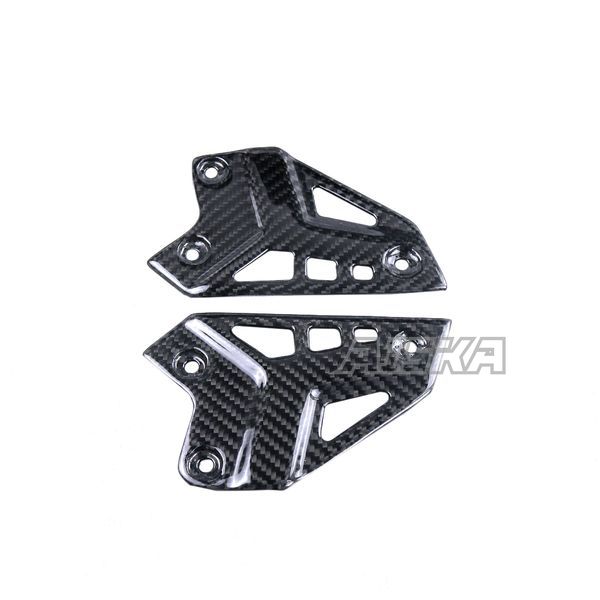 AISKA 3K Dry Carbon Fiber Motorcycle Accessories Rear Heel Guards Rearset Foot Peg Plates for Kawasaki Z900 2017 2018 2019
