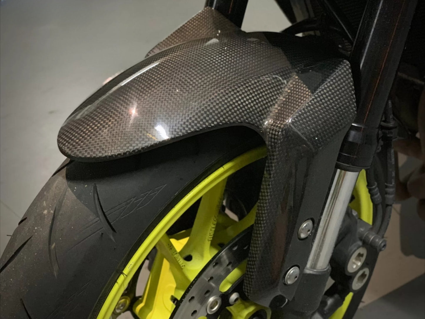 AISKA MT 09 Motorcycle Carbon Fiber Front Hugger Splash Mud Guard Fender for Yamaha MT09 FZ09 2014-2020