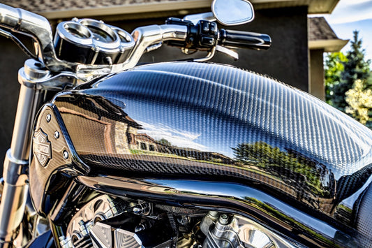 AISKA Harley Davidson VRSCF V-Rod Muscle Carbon Fiber Tank Cover