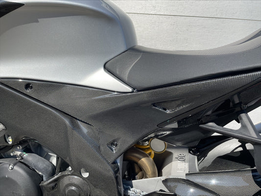 AISKA Aprilia TUONO V4 2009-2020 Carbon Fiber Seat Side Panel