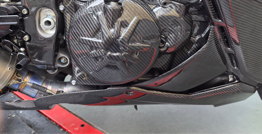 AISKA Aprilia RSV4 V4 2021-2024 Carbon Fiber Belly Pan