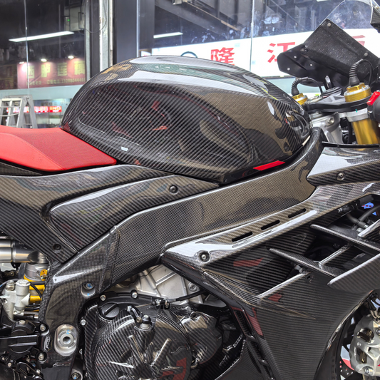 AISKA Aprilia TUONO V4 2021-2025 Carbon Fiber Frame Cover