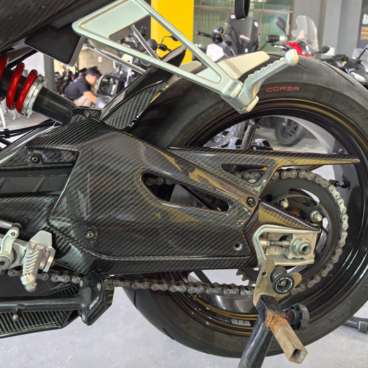 AISKA Aprilia RS660 2021-2025 Carbon Fiber Swingarm Covers
