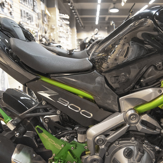 AISKA Kawasaki Z900 2017-2019 Carbon Fiber Seat Side Frame Cover