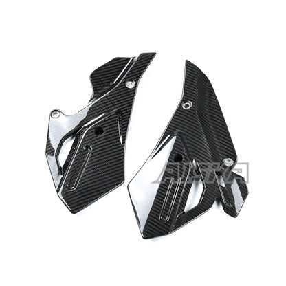 AISKA BMW R1300GS Adventure 2025+ Carbon Fiber Heel Protectors