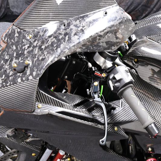 AISKA Kawasaki Ninja ZX10R 2021-2025 Carbon Fiber Dash Side Cover