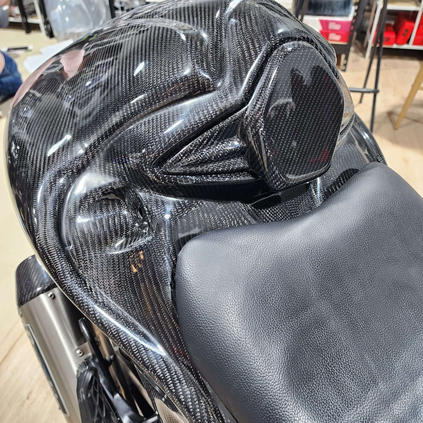 AISKA Suzuki GSX1300 R Hayabusa 2021-2025 Carbon Fiber Seat Pad