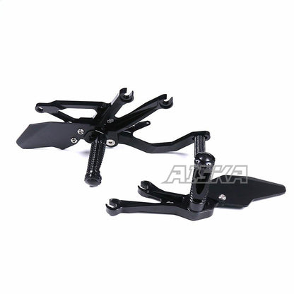 AISKA CNC Aluminum Alloy Motorcycle Racing Footpeg Footrest Rear Pedal Rearset for Yamaha YZF R7 2022 2023 2024