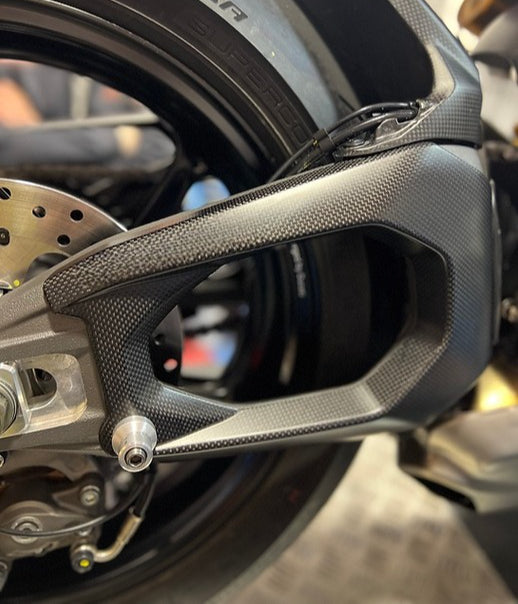 AISKA New 100% 3K Full Dry Carbon Fiber Motorcycle Full Swingarm Cover Protector for Ducati Panigale V4 V4S 2025