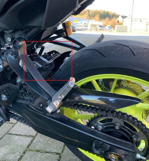 AISKA Motorcycle 100% Dry Carbon Fiber Rear Hugger Fender Splash Mud Dust Guard Mudguard for Yamaha MT07 MT-07 2014-2022