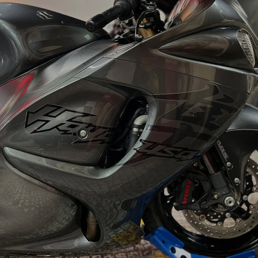 AISKA Suzuki GSX1300 R Hayabusa Gen2 2008-2020 Carbon Fiber Side Lower Panels
