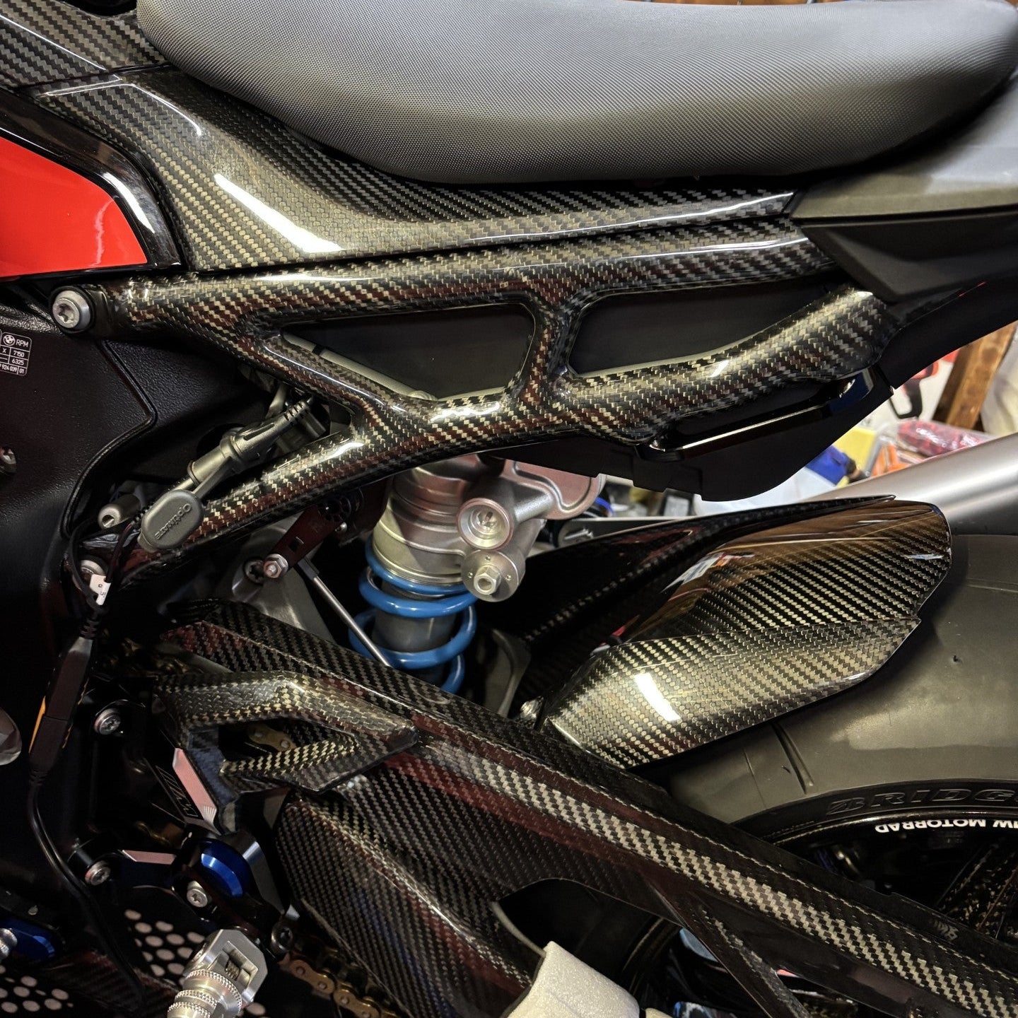 AISKA BMW M1000R 2023-2025 Carbon Fiber Subframe Covers