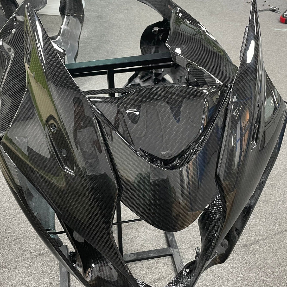 AISKA Suzuki GSX1300 R Hayabusa 2021-2025 Carbon Fiber Front Windshield