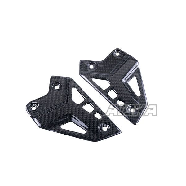 AISKA 3K Dry Carbon Fiber Motorcycle Accessories Rear Heel Guards Rearset Foot Peg Plates for Kawasaki Z900 2017 2018 2019