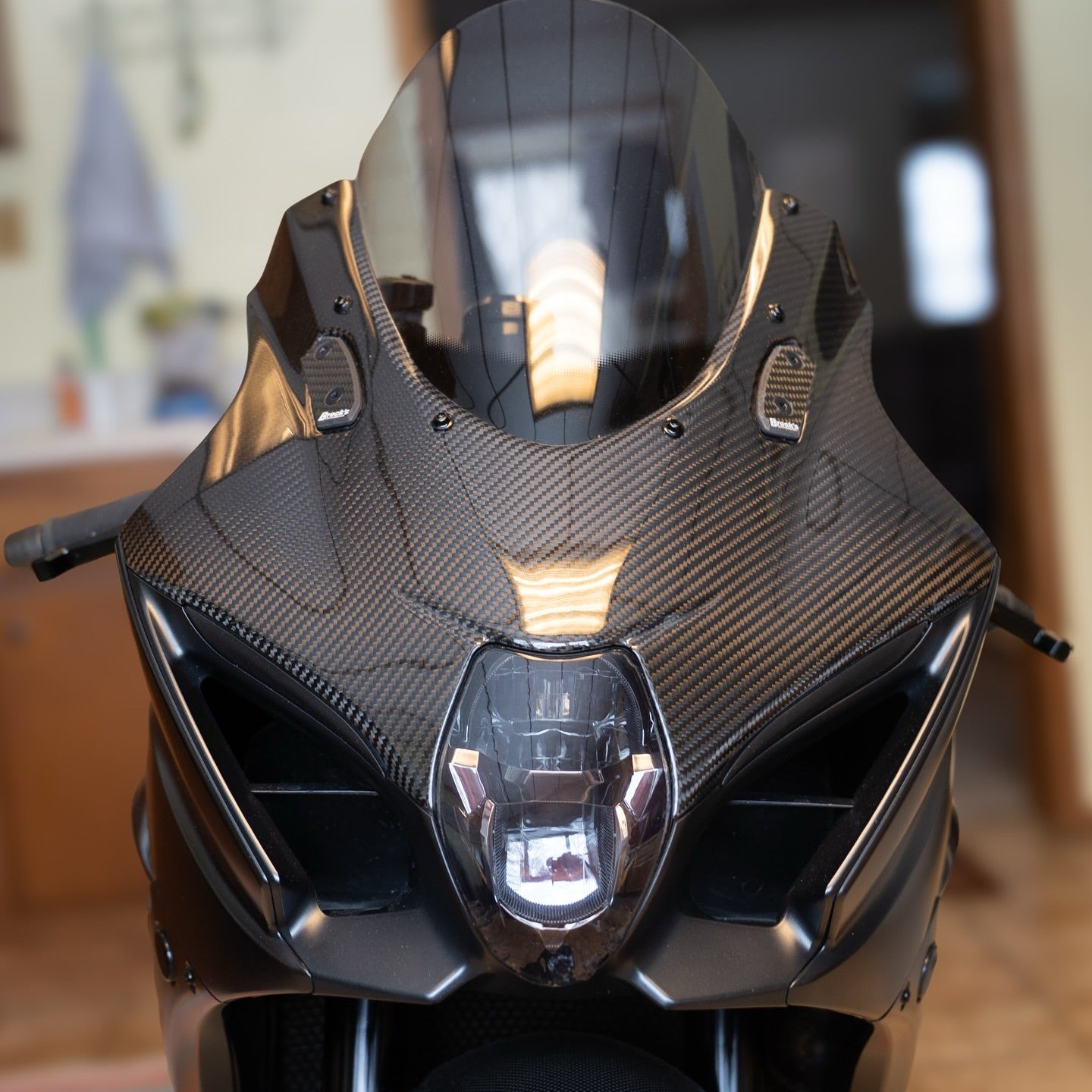 AISKA Suzuki GSXR1000 2017+ Carbon Fiber Windshield