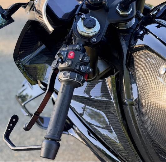 AISKA BMW S1000RR 2019-2025 Carbon Fiber Dash Board Upper Side Fairings