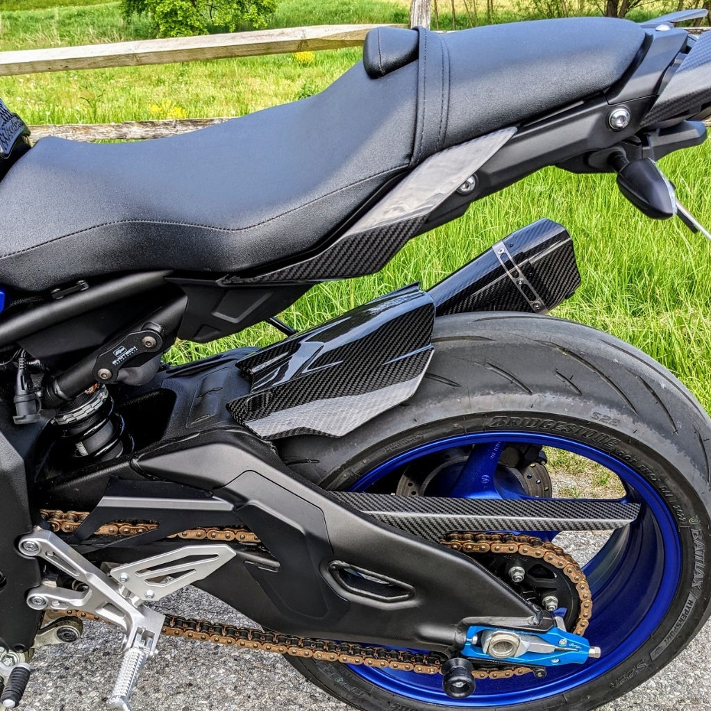 AISKA 3K Dry Carbon Fiber Motorcycle Rear Wheel Fender Hugger Mudguard for Yamaha MT10 FZ10 2016-2024