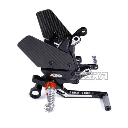 AISKA Carbon Fiber Wing Rearset Racing Parts Motorcycle CNC Adjustable Rearset for KTM 1290 1390 Super Duke 2020-2025
