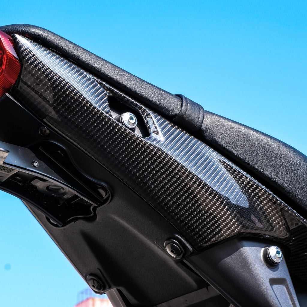 AISKA 3K Carbon Fiber Motorcycle Rear Tail Inside Cover Cowl Fairing Panel for Yamaha MT09 FZ09 MT-09 FZ-09 2014-2020