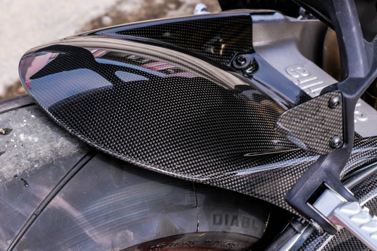 AISKA Aprilia TUONO V4 2009-2020 Carbon Fiber Rear Fender