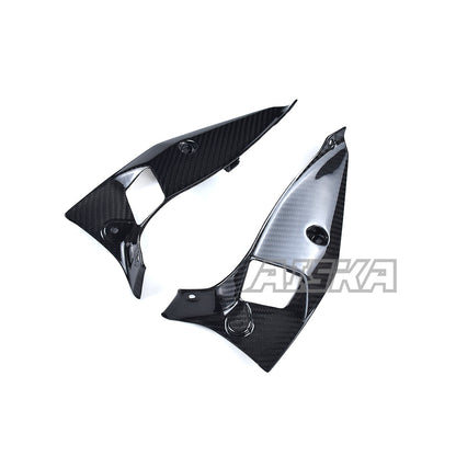 AISKA Kawasaki Z900 2020-2024 Carbon Fiber Front Inner Vent Side Cover