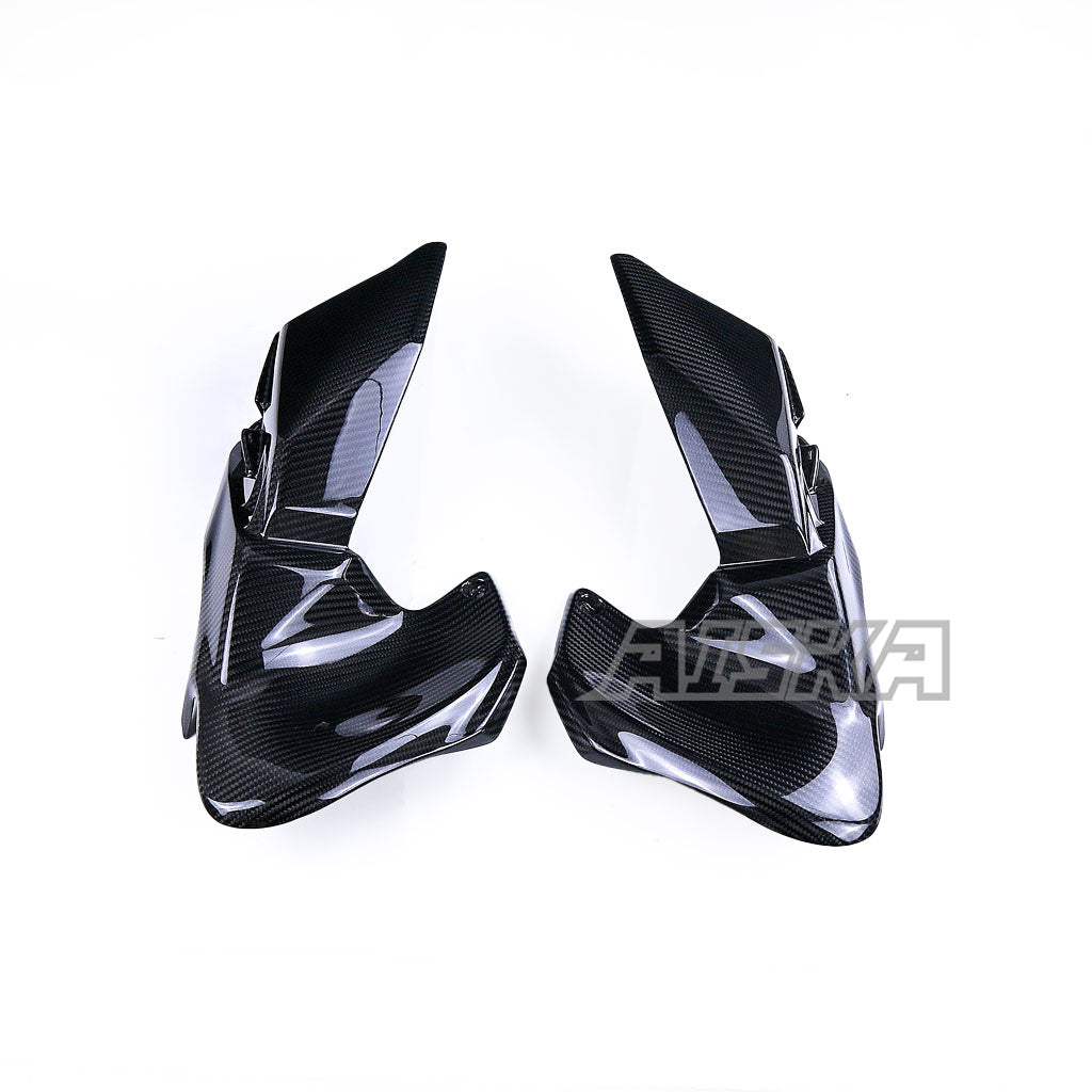 AISKA Kawasaki Z900 2020-2024 Carbon Fiber Tank Side Panels