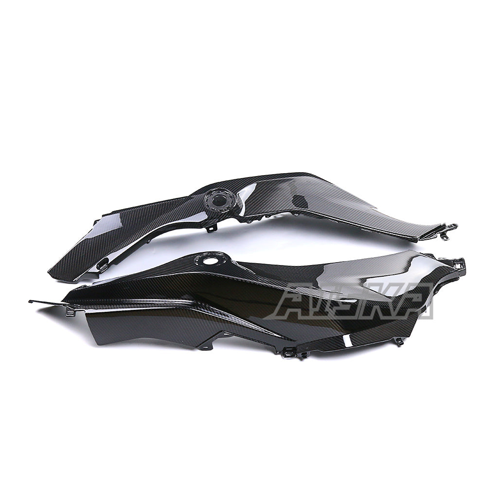 AISKA BMW M1000XR 2024-2026 Carbon Fiber Side Tank Cover
