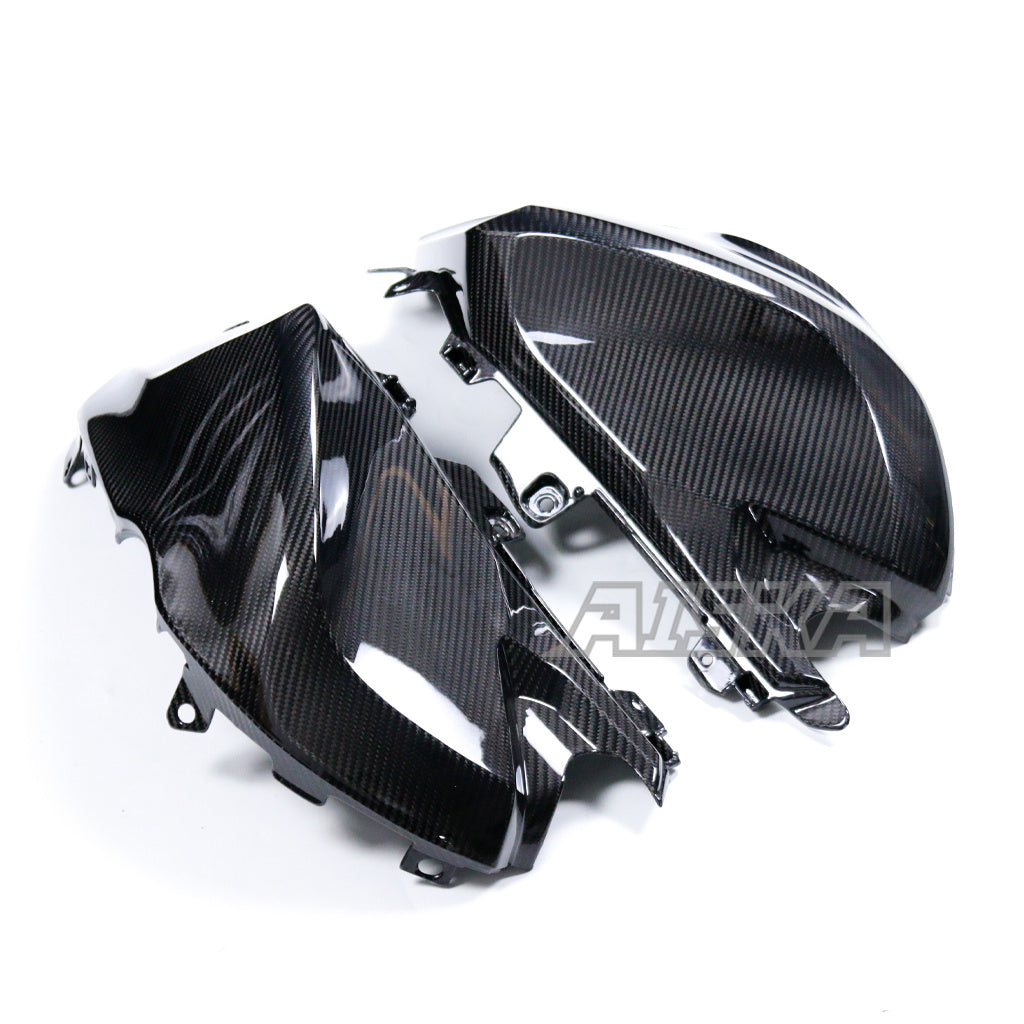 AISKA Triumph Daytona 660 2024+ Carbon Fiber Fuel Tank Cover