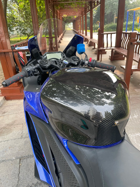 AISKA Carbon Fiber R3 Fuel Tank Cover Motorcycle Accessories Full Carbon Fiber Tank Guard Fairing for Yamaha R3 2022 2023 2024