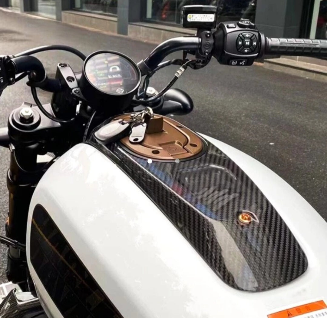 AISKA 3K Dry Carbon Fiber Motorcycle Fuel Tank Protector Cover for Harley Davidson Sportster S 1250 RH 1250S 2021 2022 2023 2024