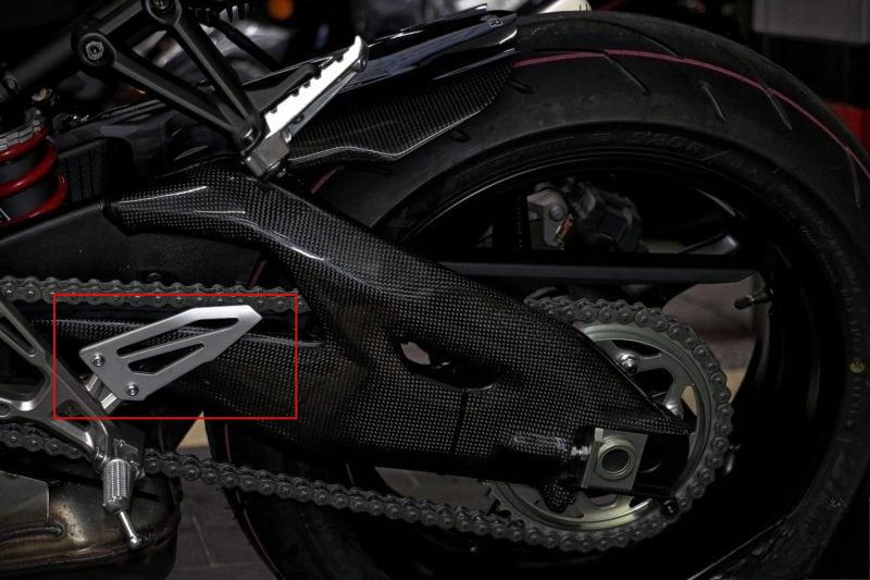 AISKA Dry Carbon Fiber Motorcycle Heel Guards Cover for Yamaha MT10 FZ10 2016-2021