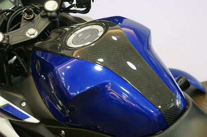 AISKA 100% Dry Carbon Fiber Fuel Tank Cover Motorcycle Middle Center Fuel Tank Cover Panel for Yamaha R3 2015 2016 2017 2018