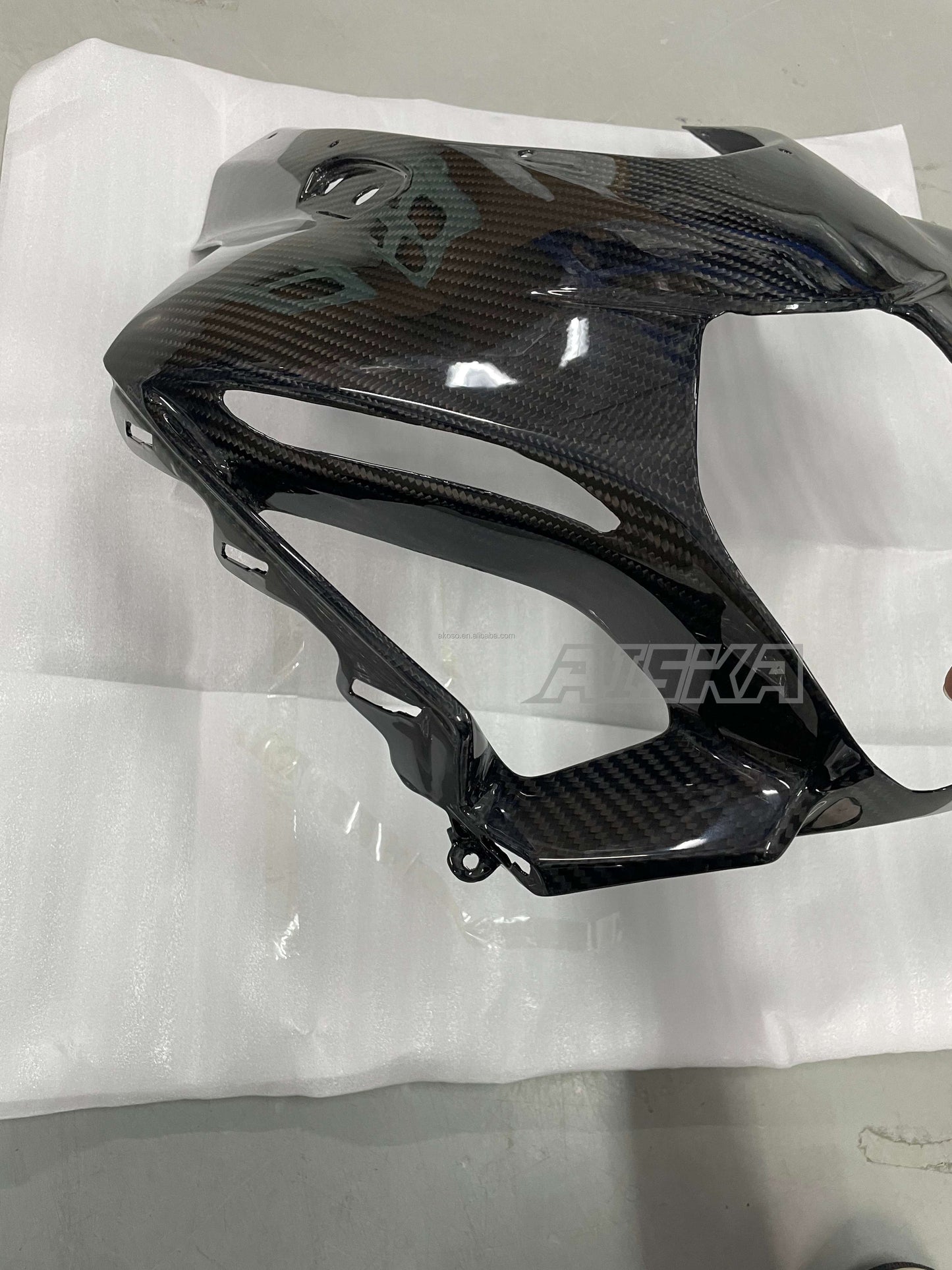 AISKA New Arrive in Stock GSX-R 1000 Carbon Fiber Fairings Motorcycle Front Full Fairing for Suzuki GSXR1000 2017-2025