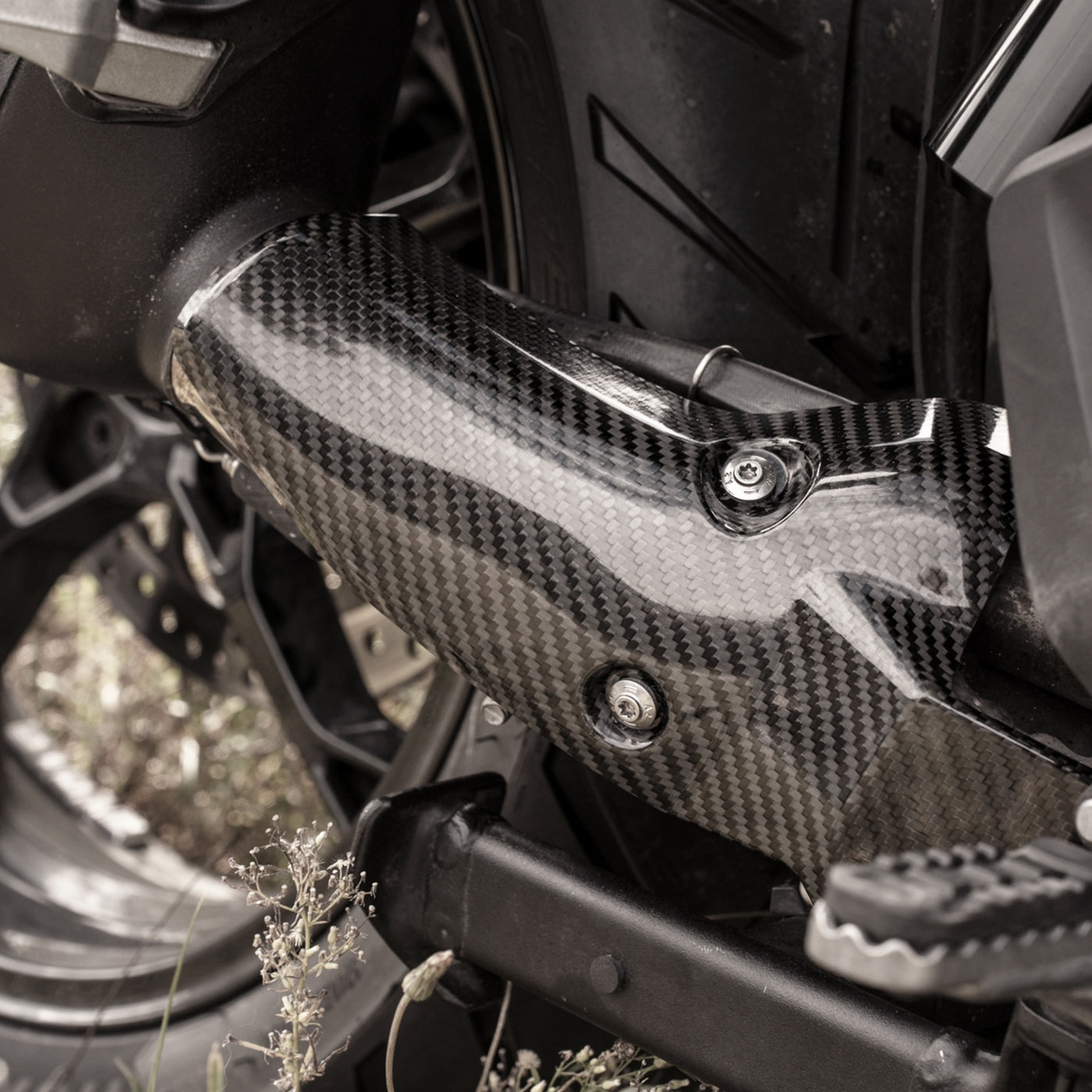 AISKA R1300GS Carbon Parts Real 3K Dry Carbon Fiber Motorcycle Silencer Exhaust Pipe Protector Fairing for BMW R1300GS 2023 2024