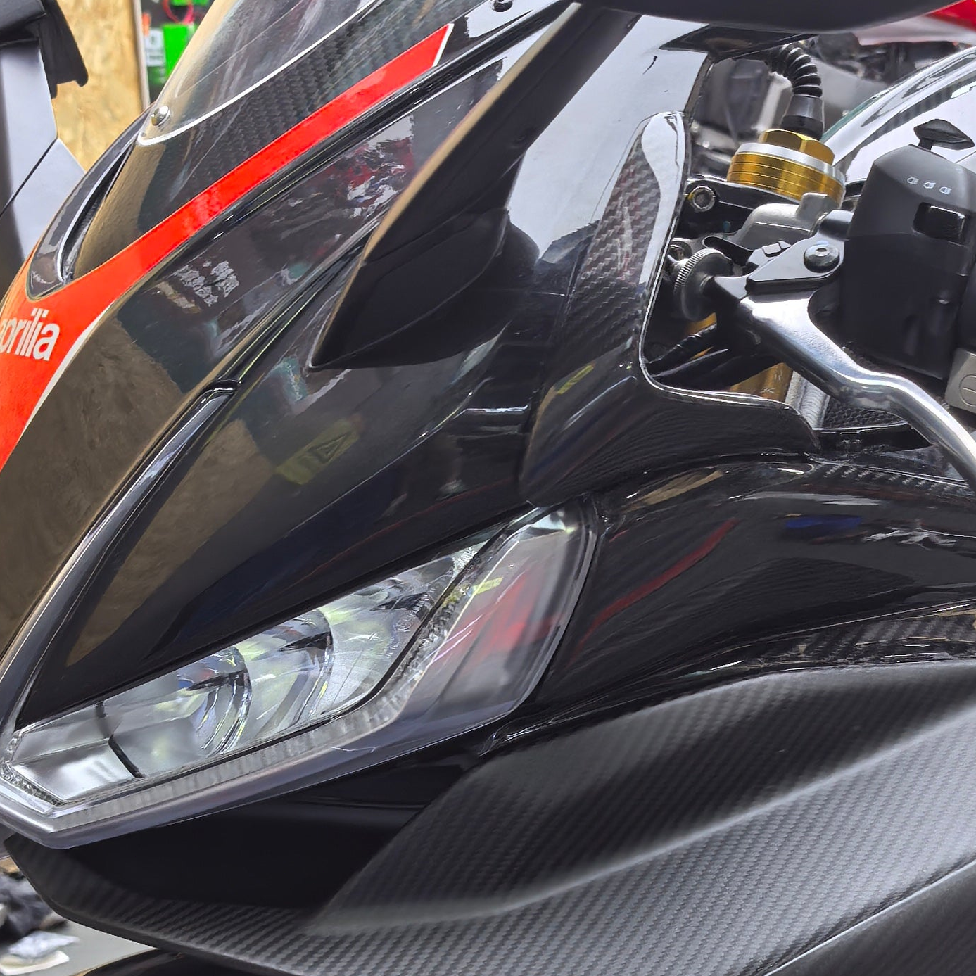 AISKA  Aprilia RSV4  2021-2024 Carbon Fiber Body Front Side Panel