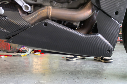 AISKA Aprilia RS660 2021+ Carbon Fiber Belly Pan