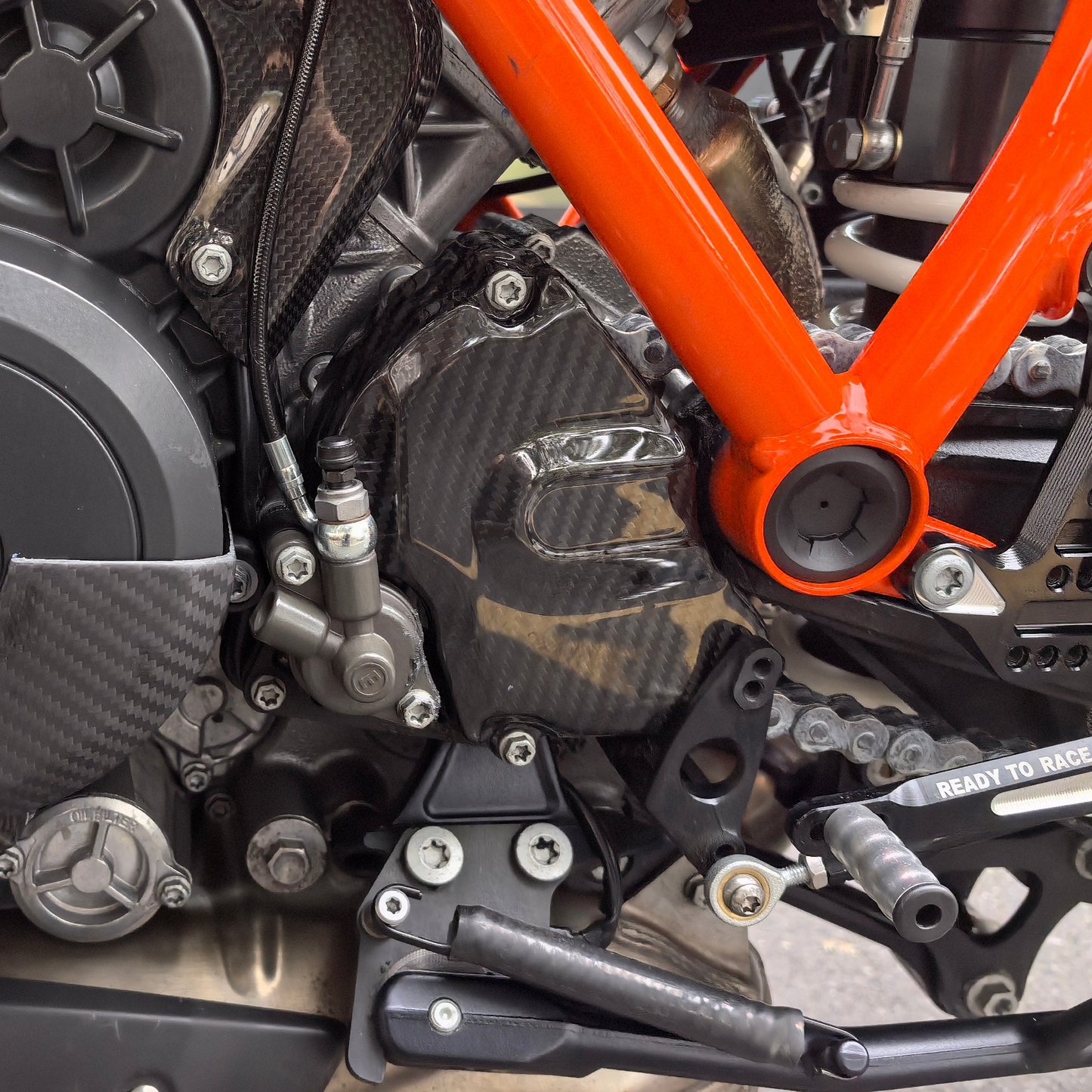 AISKA KTM 1290 Super Duke 2020-2024 Carbon Fiber Sprocket Cover