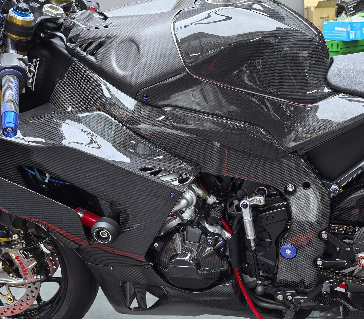 AISKA Honda CBR1000RR-R 2021-2024 Carbon Fiber Frame Covers