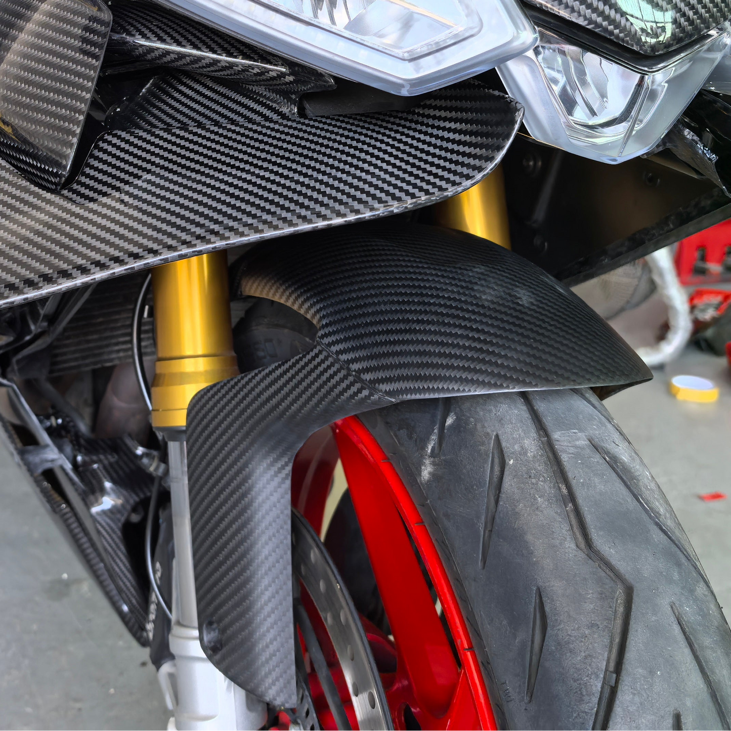 AISKA Aprilia RS660 2021-2025 Carbon Fiber Front Fender