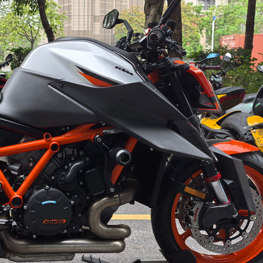 AISKA KTM 1290 Super Duke 2020-2024 Carbon Fiber Tank Side Covers