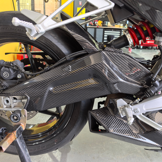 AISKA Aprilia RS660 2021-2025 Carbon Fiber Swingarm Covers