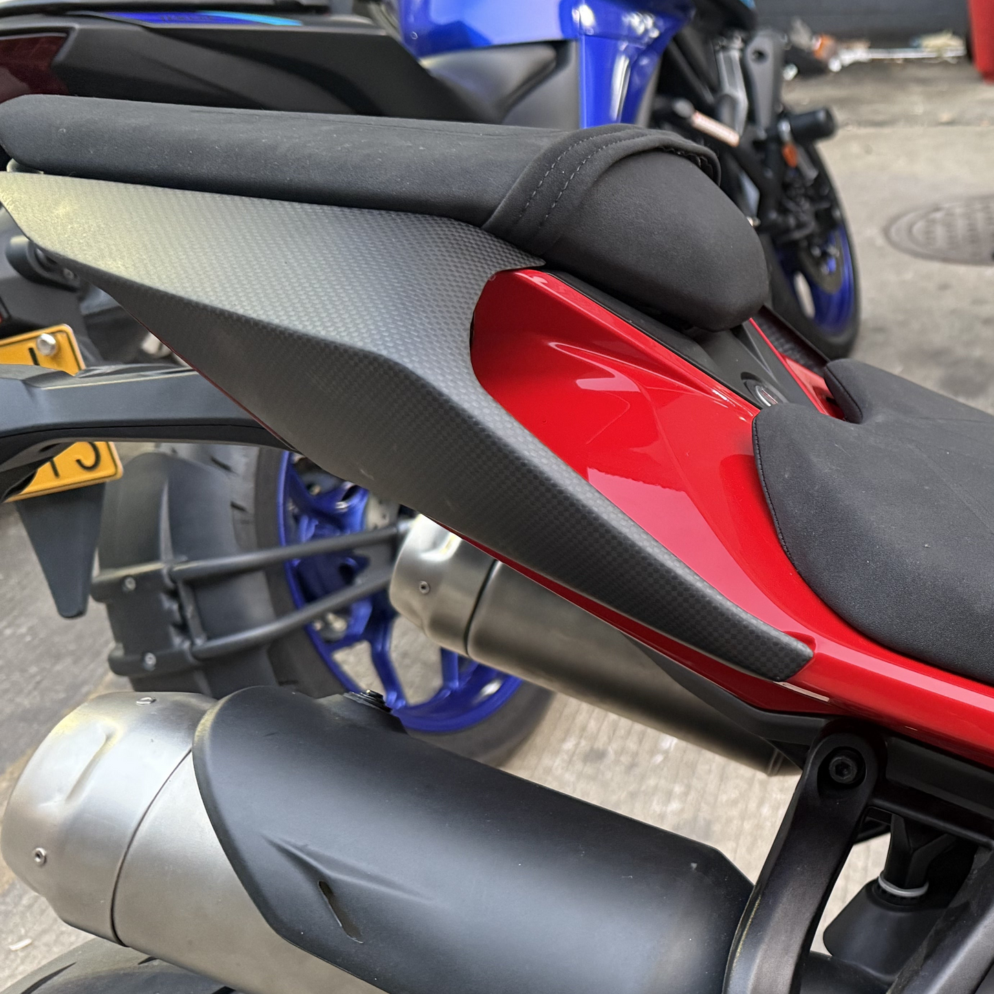 AISKA Ducati  Panigale V2 2025+ Carbon Fiber Tail Seat Side Panel