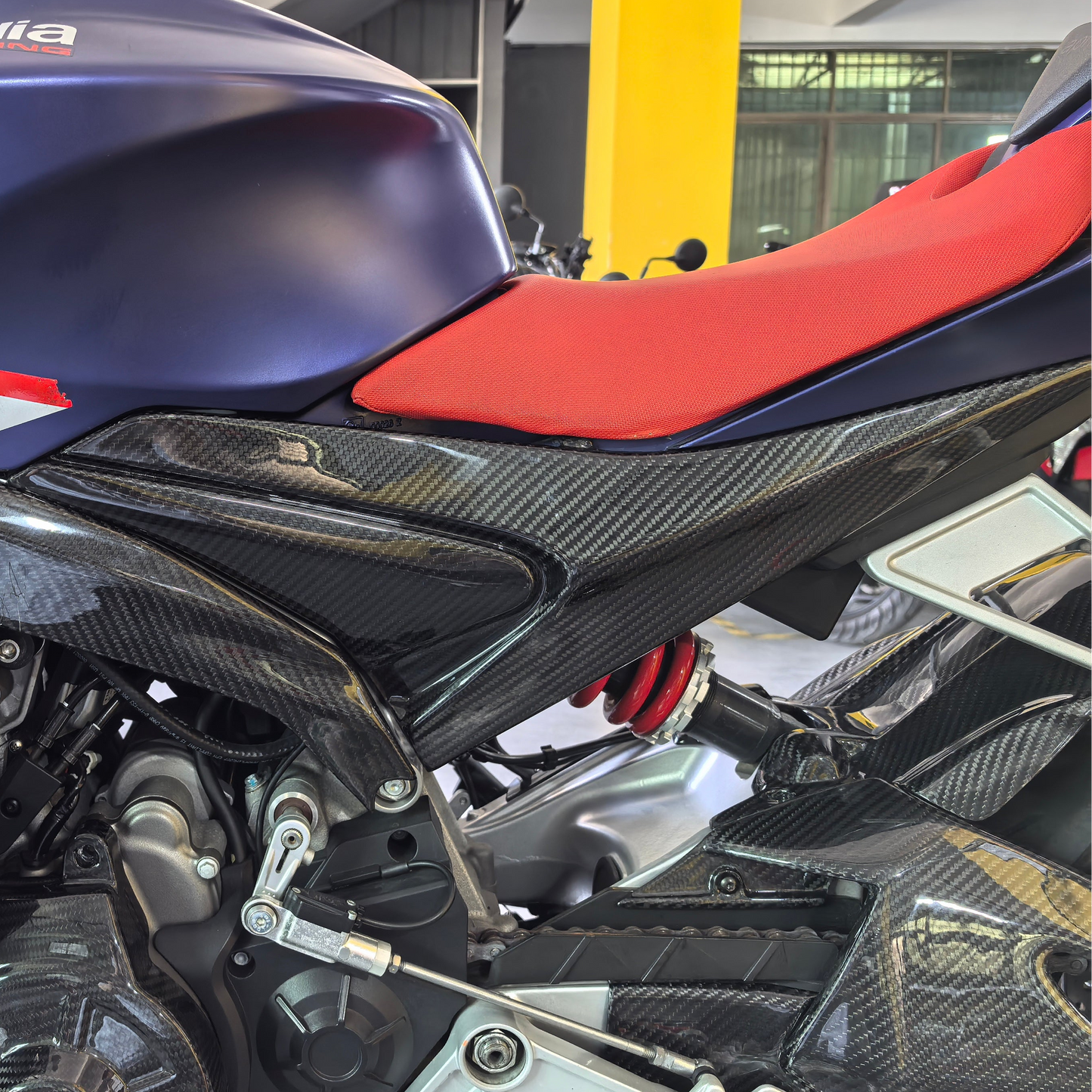 AISKA Aprilia RS660 2021-2025 Carbon Fiber Seat Lower Side Panel