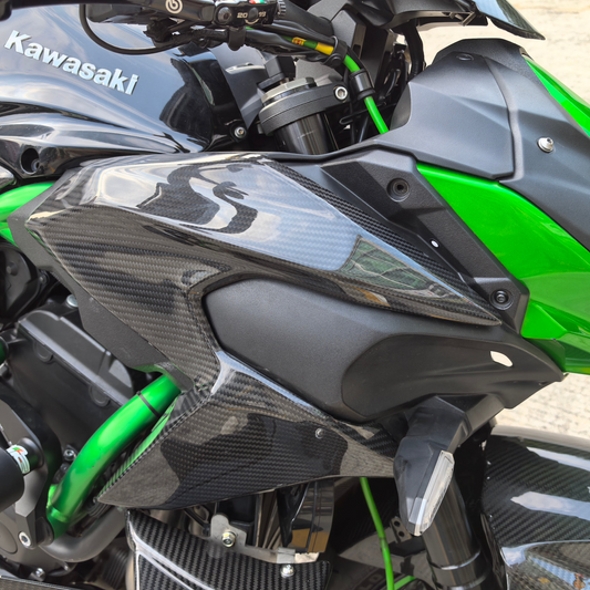 AISKA Kawasaki Z H2 2021-2024 Carbon Fiber Right Side Panel Cover