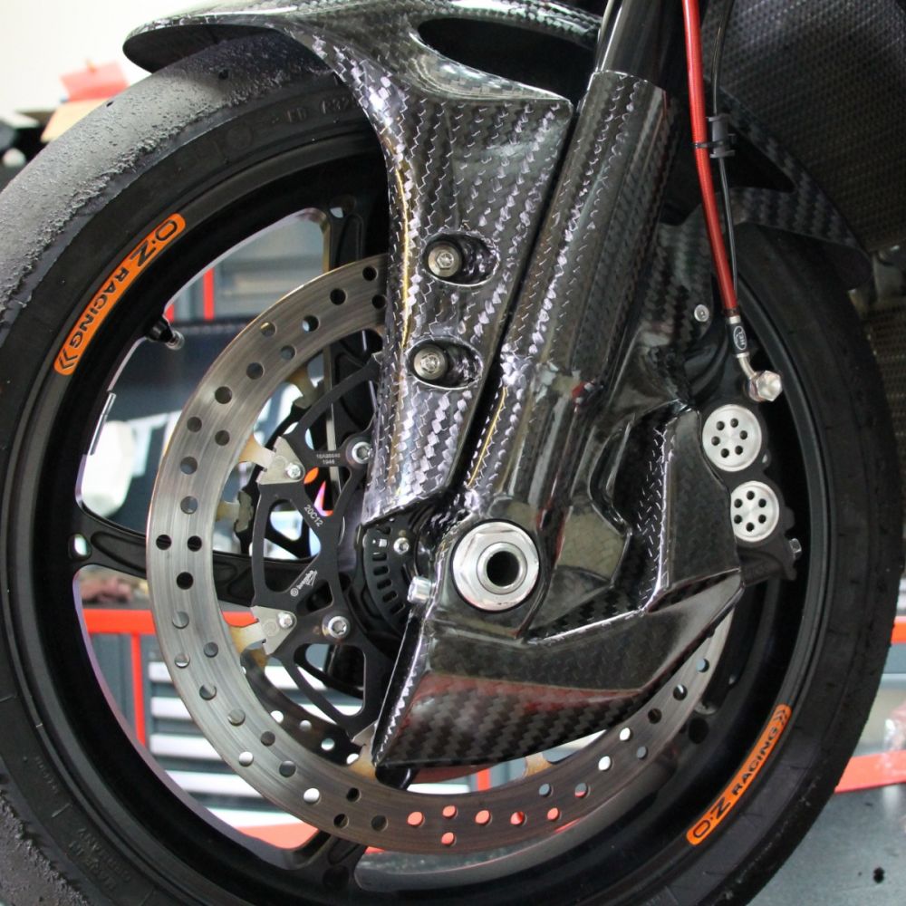 AISKA 100% 3K Dry Carbon Fiber Motorcycle Brake Caliper Cooling Air Ducts Radiator Cooler for BMW S1000RR M1000R HP4 2019-2022